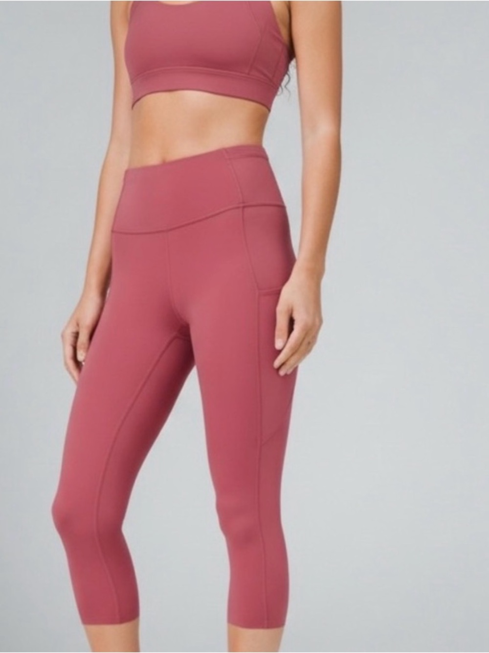 Lululemon Fast and Free Crop Legging with pockets
